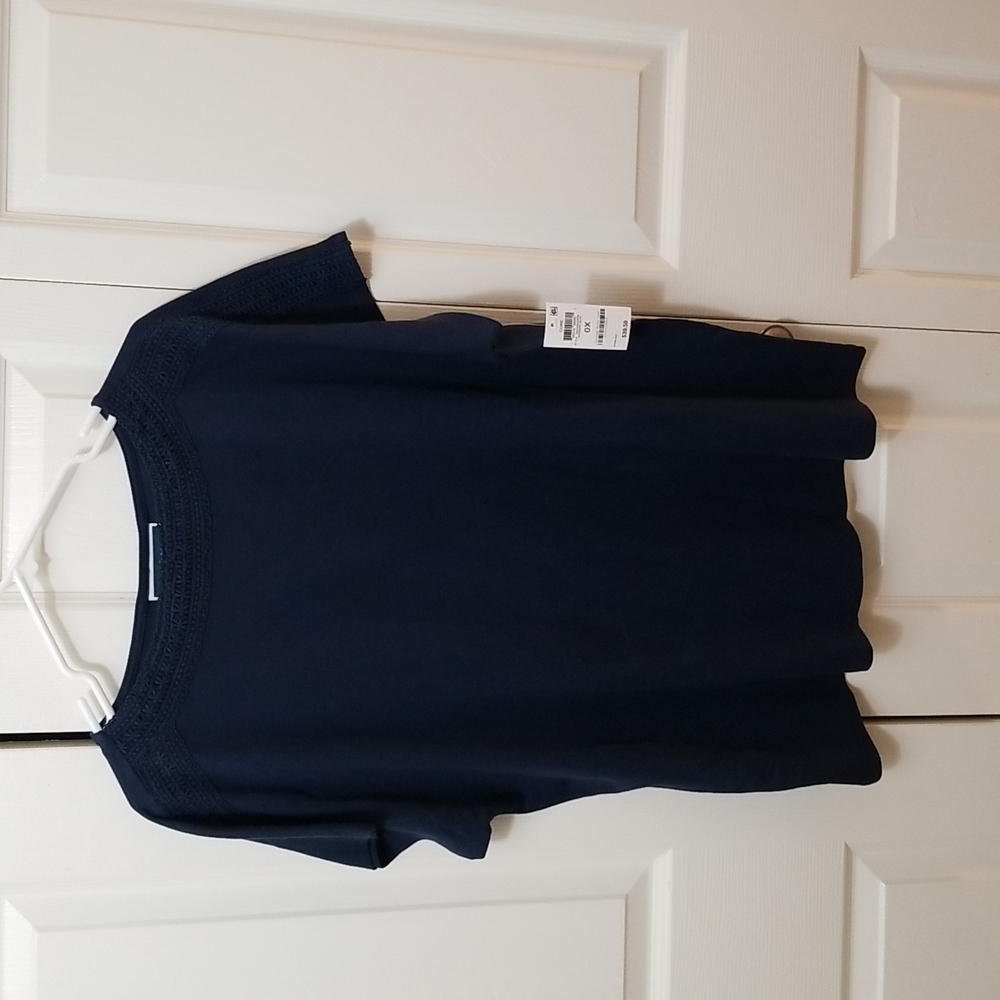 Karen Scott tee